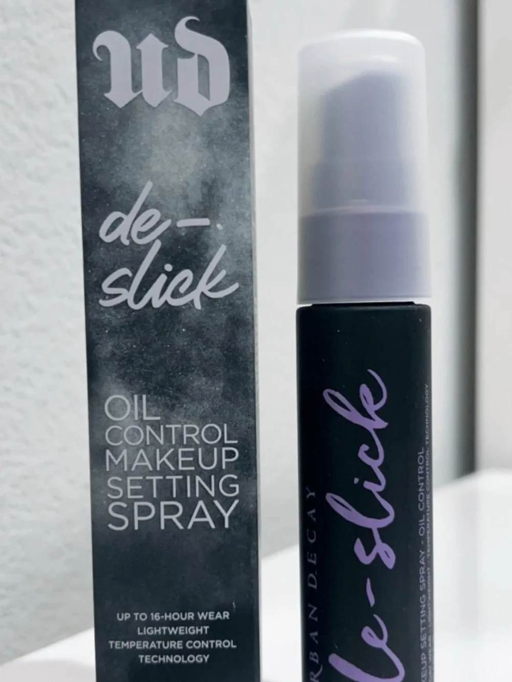 Urban Decay de-slick Oil Control Setting Spray NIB 30ml